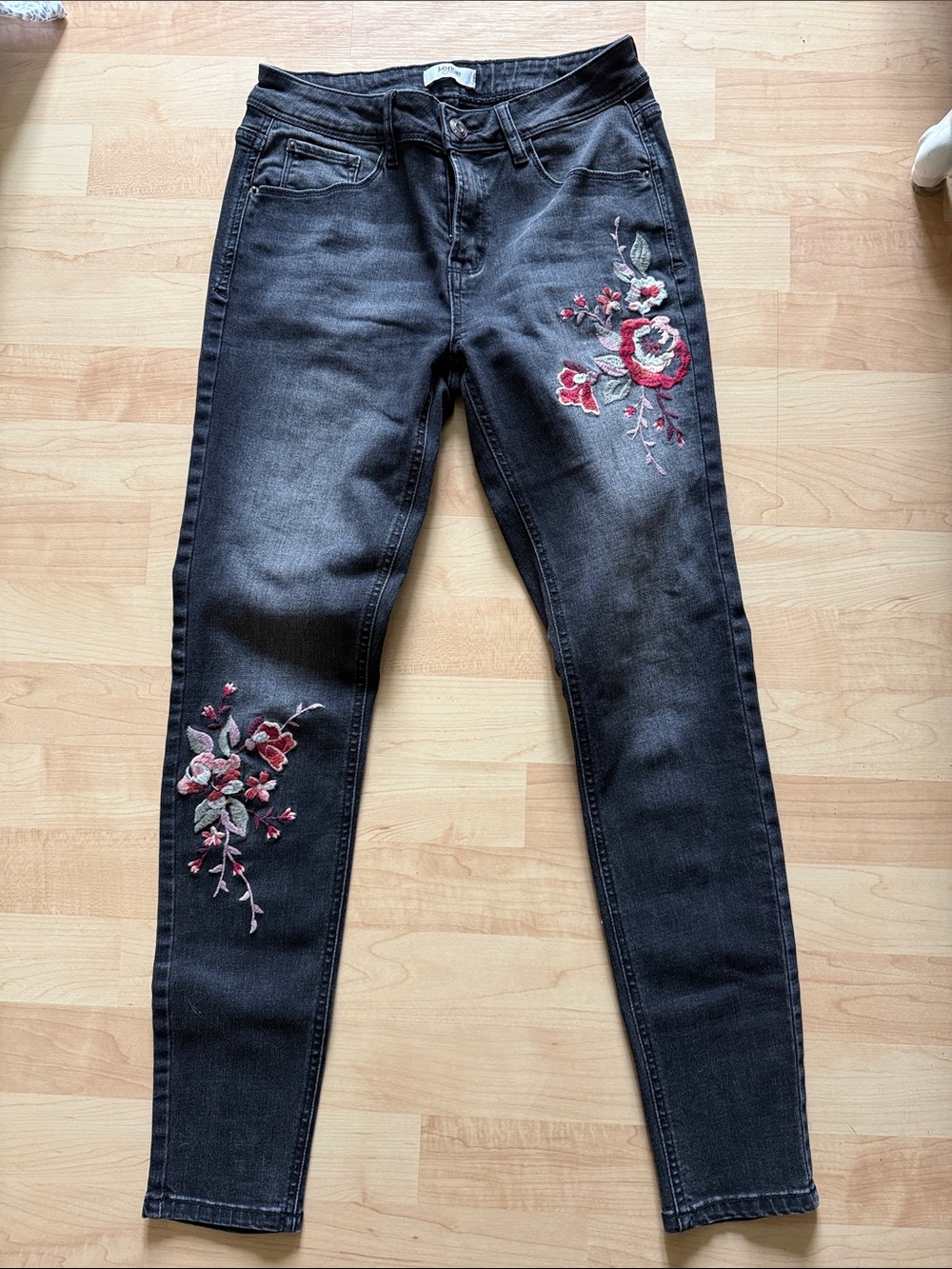 Kensie Black Skinny Jeans with Pink & Red Floral Embroidery